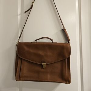 Elegant Vintage COACH Brief Case In British Tan Leather